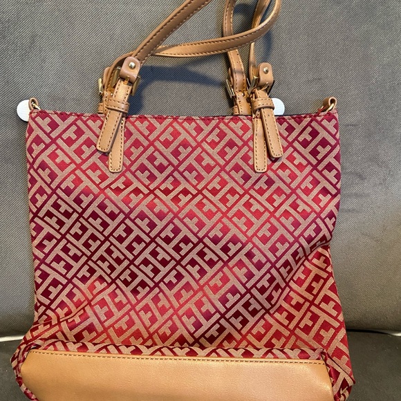 Tommy Hilfiger Shoulder Bag - Picture 2 of 8